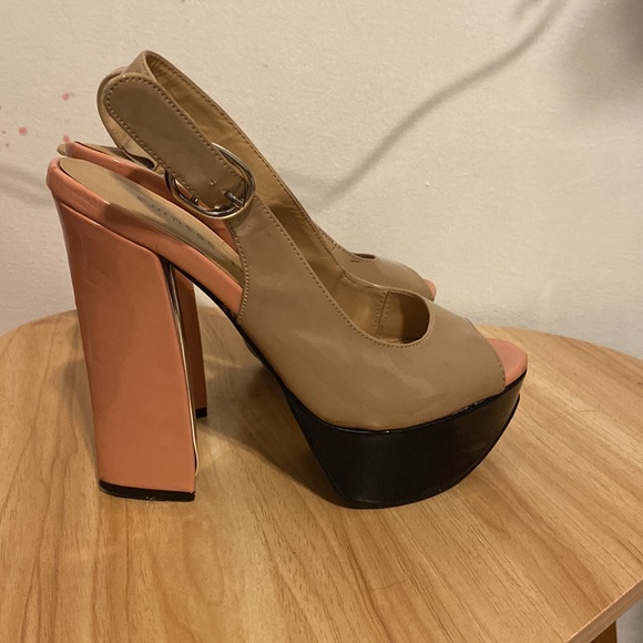 Multicolored Heels - Picture 4 of 5